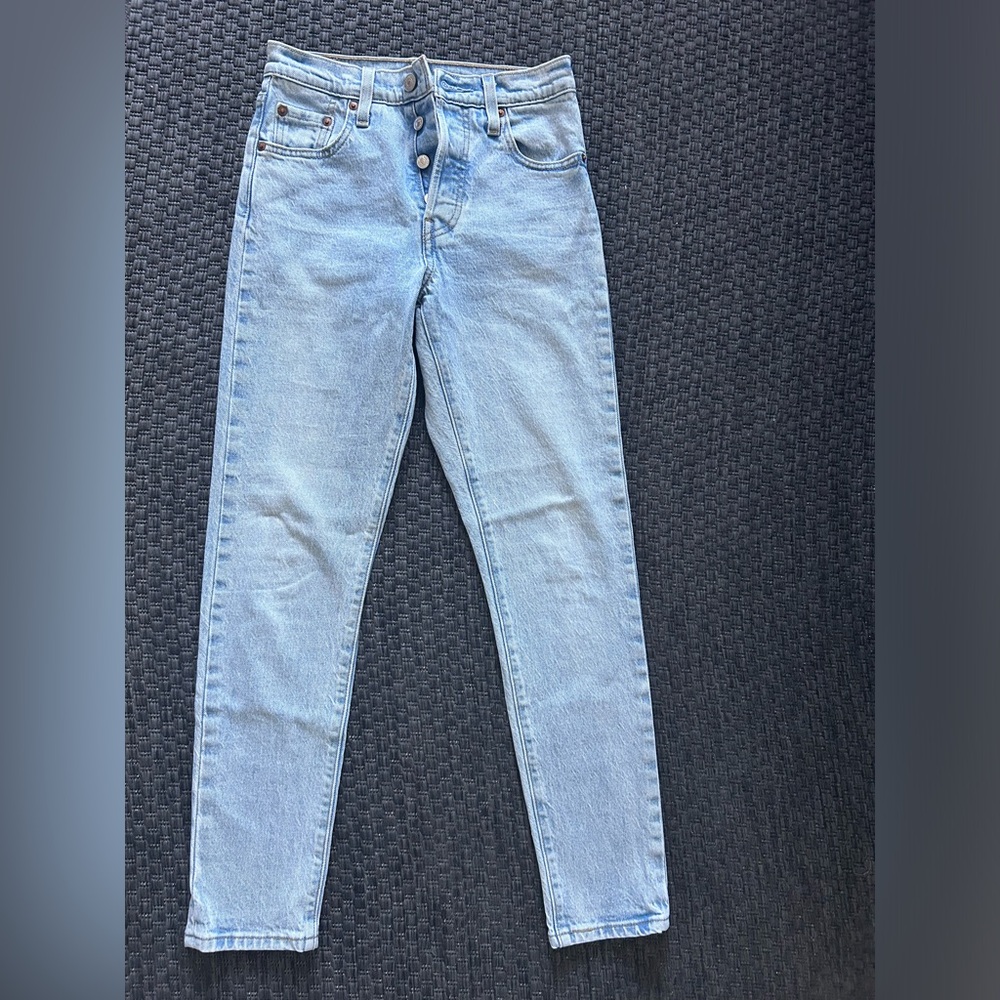 Levi’s 501s Classic High-waist Straight Skinny Jeans